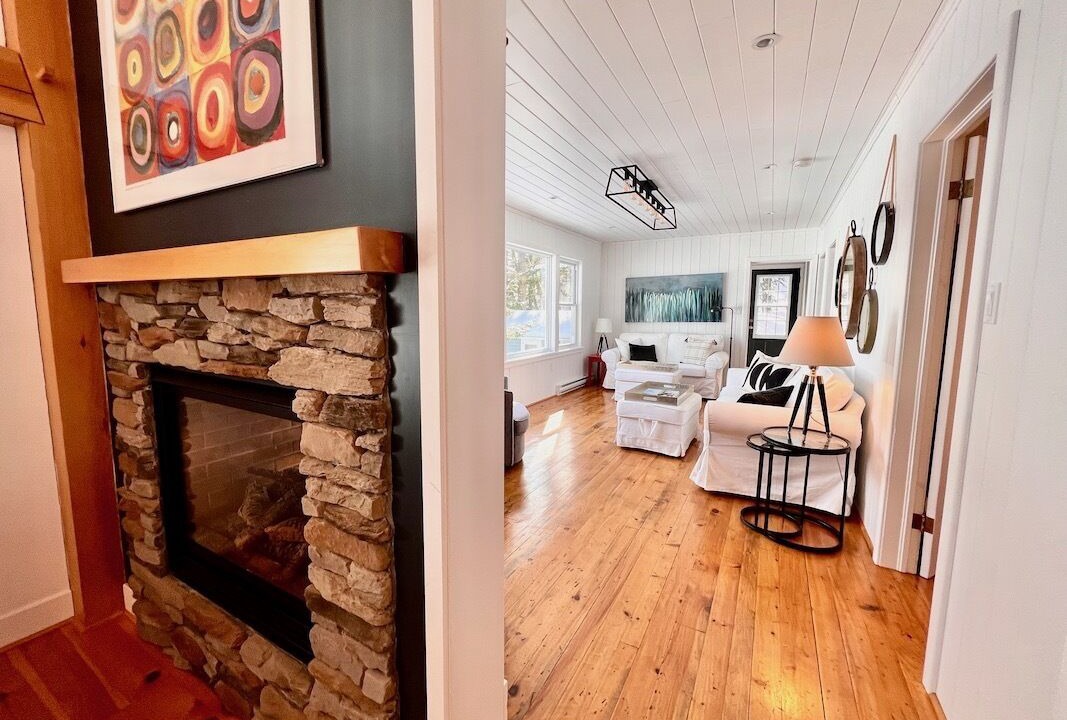 Photo of Livingroom in North Kawartha