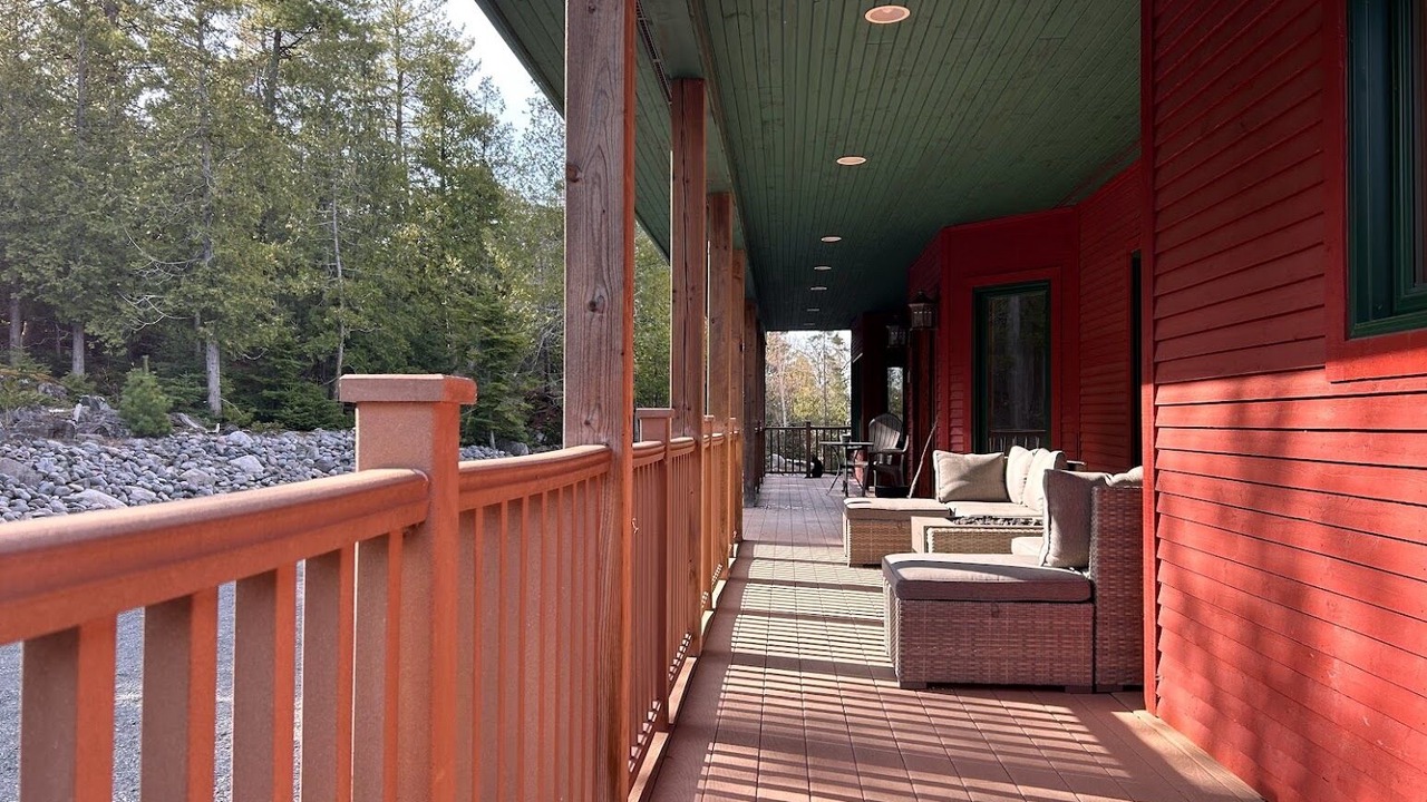 Photo of Patio Balcony in Algoma District