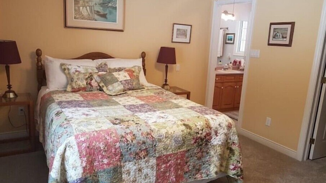 Photo of Bedroom in Penetanguishene