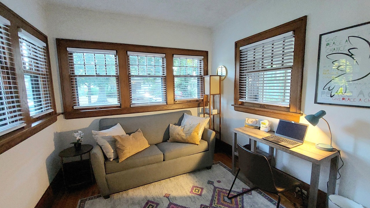 Photo of Livingroom in Southwest Minneapolis