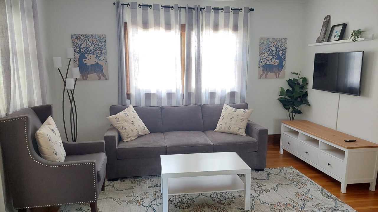 Photo of Livingroom in Southwest Minneapolis