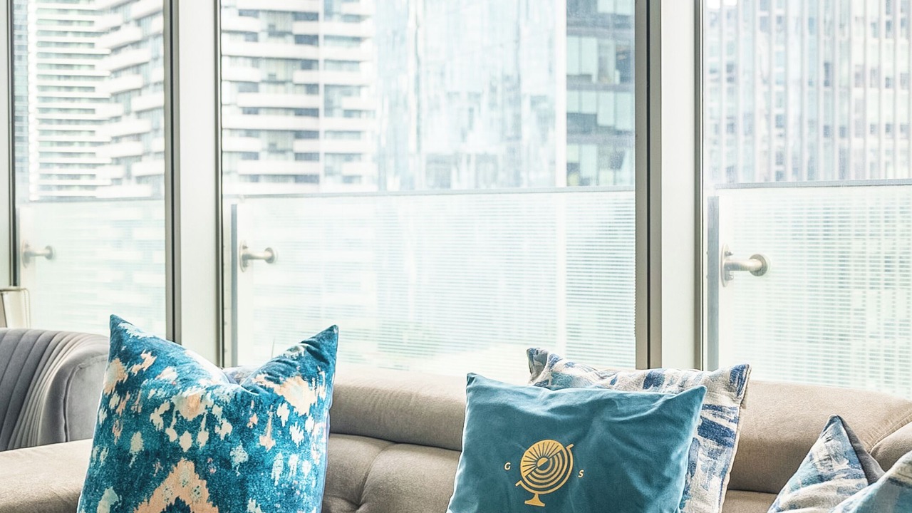 Photo of Livingroom in Toronto Entertainment District