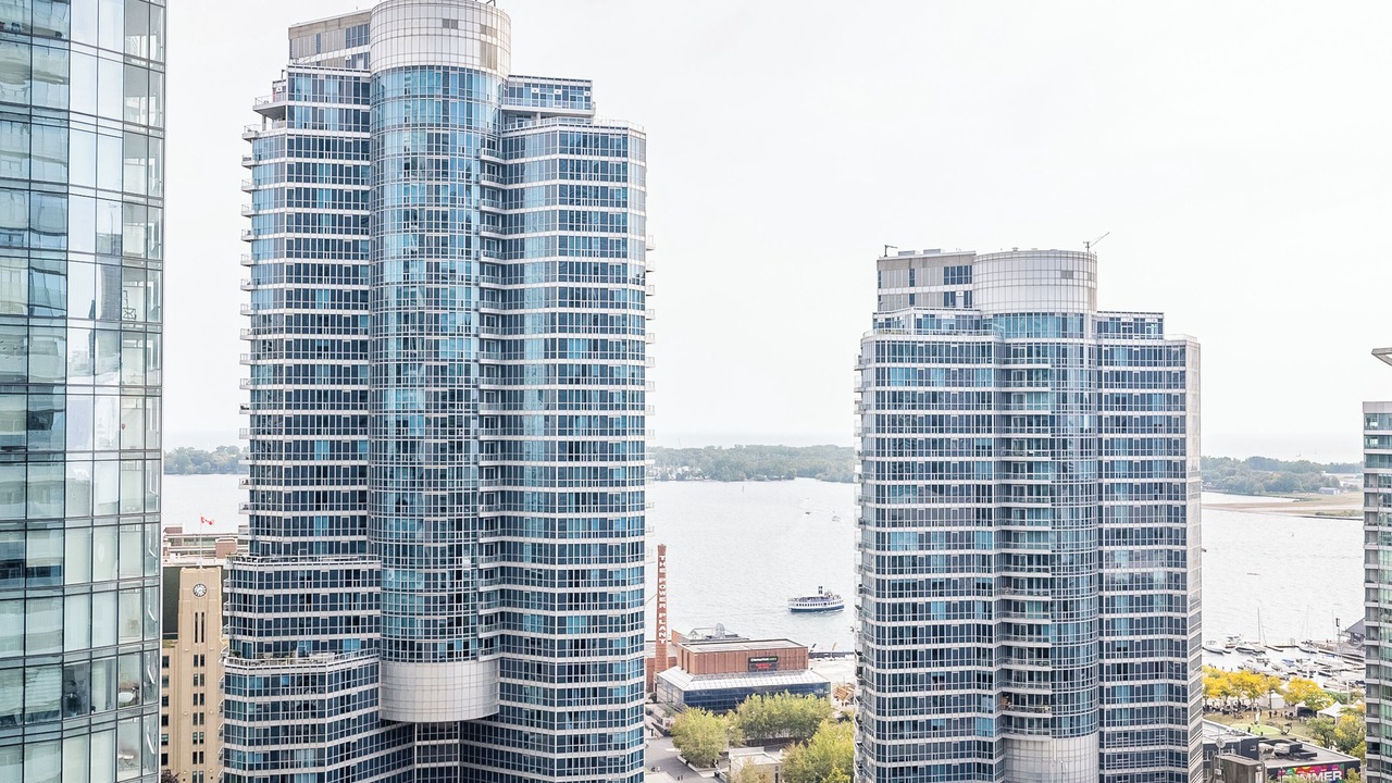 Photo of Outdoor in Toronto Entertainment District
