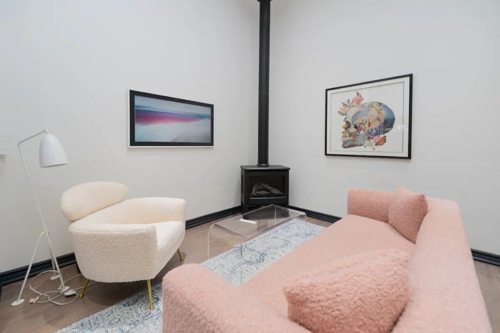 Photo of Livingroom in Midtown Toronto