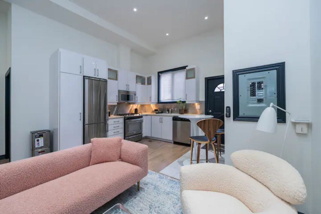 Photo of Livingroom in Midtown Toronto