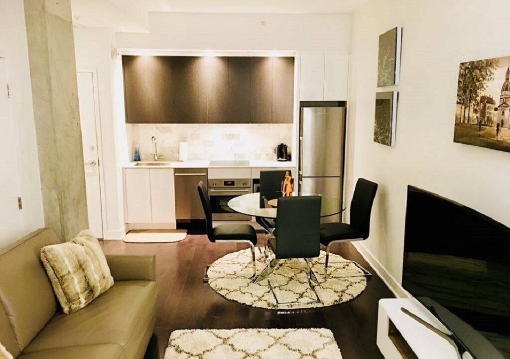 Photo of Livingroom in Downtown Ottawa
