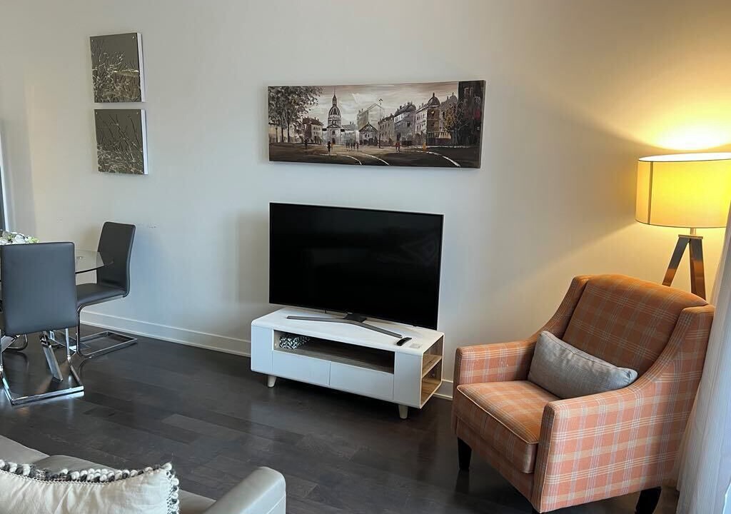 Photo of Livingroom in Downtown Ottawa