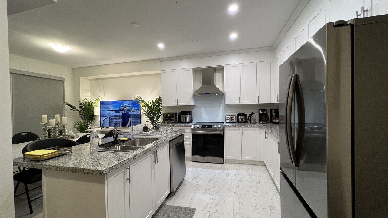 Photo of Kitchen in Wasaga Beach