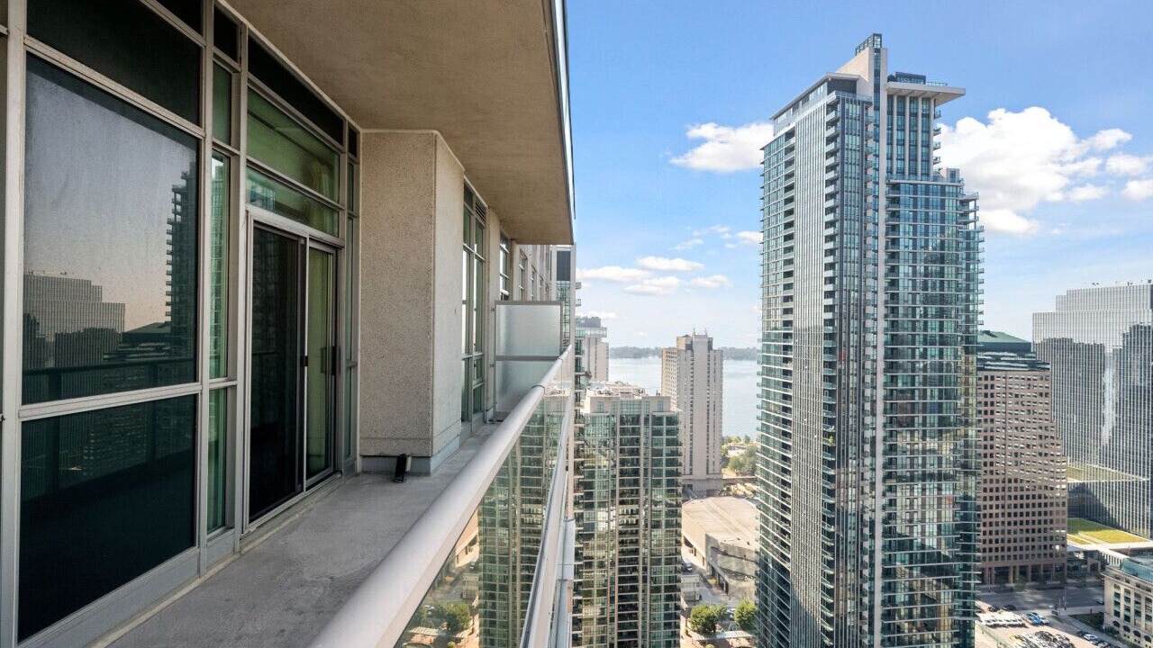 Photo of Patio Balcony in Downtown Toronto