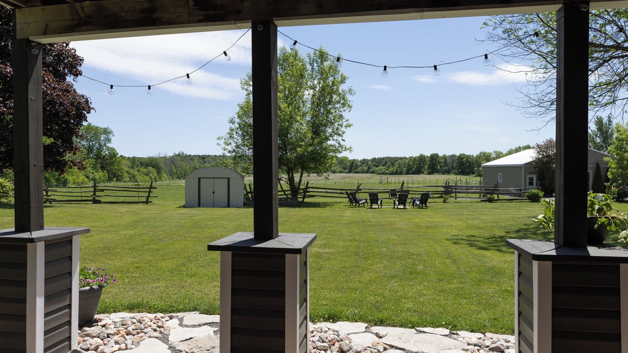 Photo of Patio Balcony in Loyalist