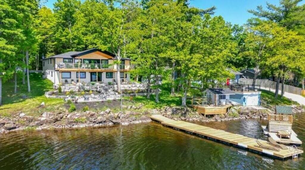 Photo of Outdoor in Centre Hastings