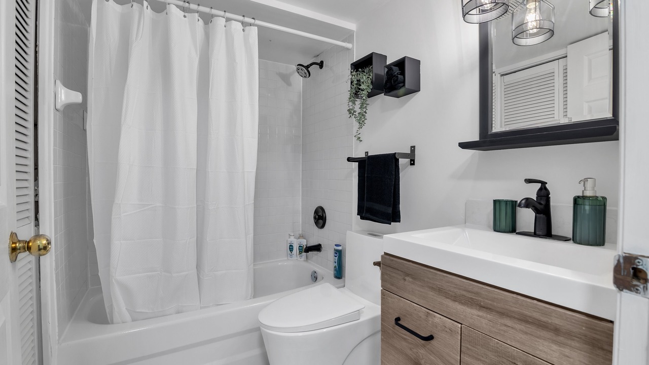 Photo of Bathroom in Old Town