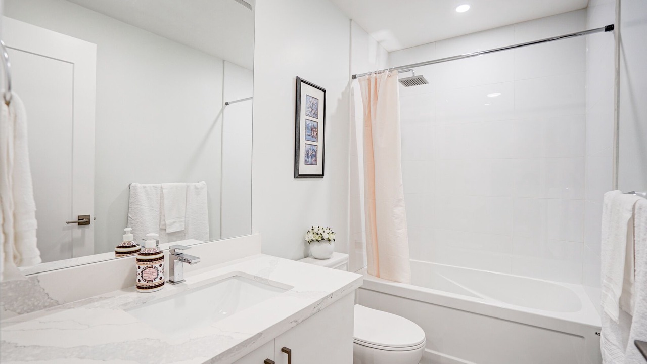 Photo of Bathroom in Bayview Village