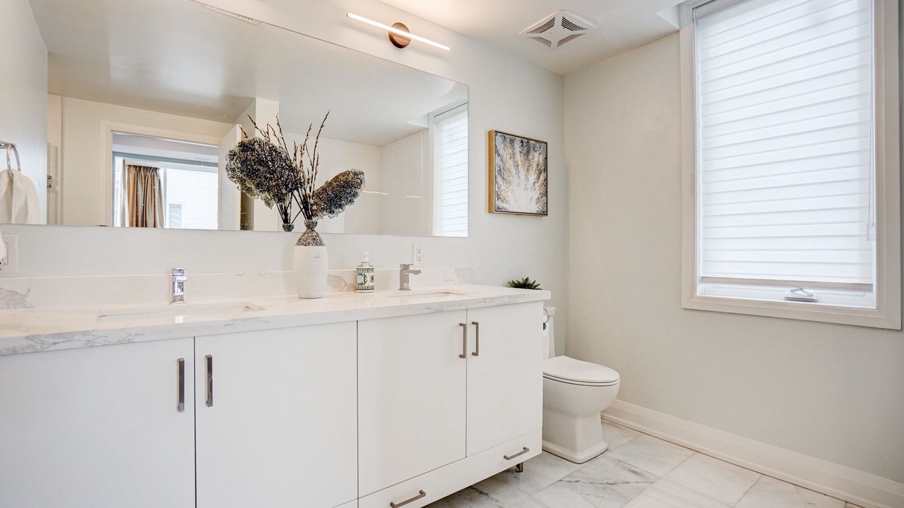 Photo of Bathroom in Bayview Village