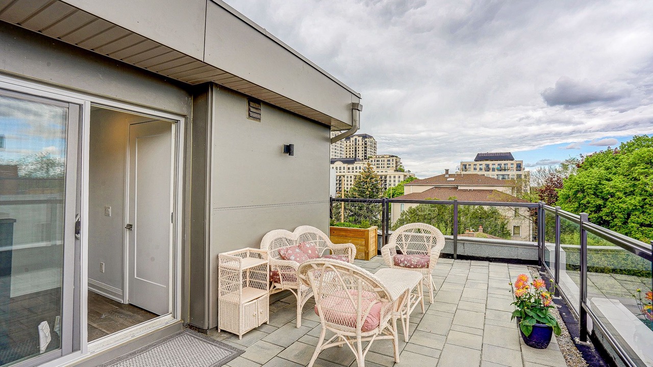 Photo of Patio Balcony in Bayview Village