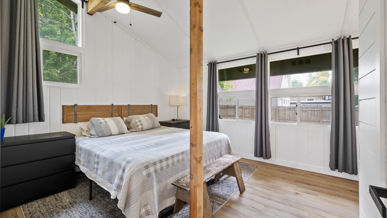 Photo of Bedroom in Isanti