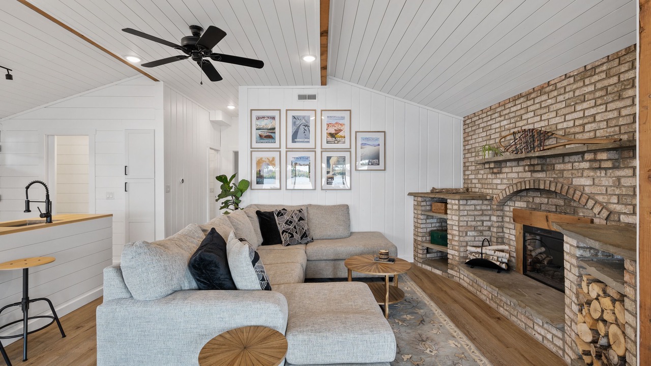 Photo of Livingroom in Isanti