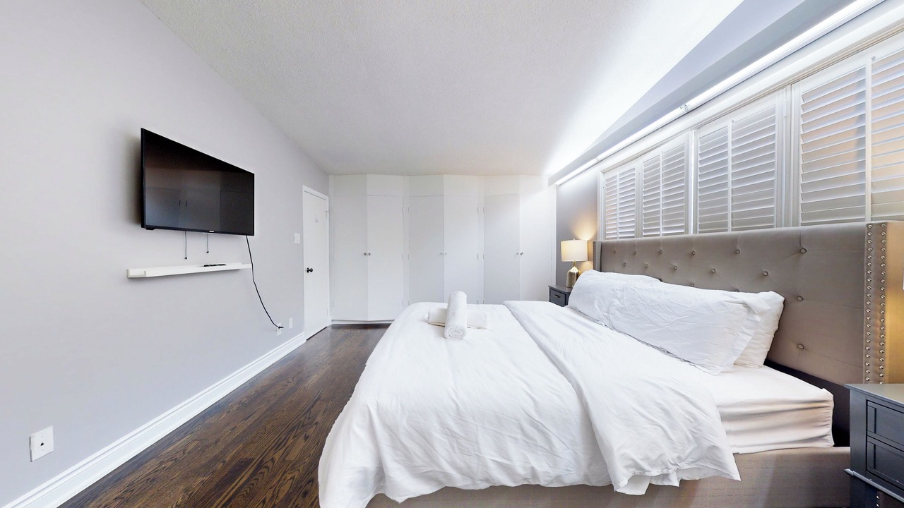 Photo of Bedroom in Bathurst Manor
