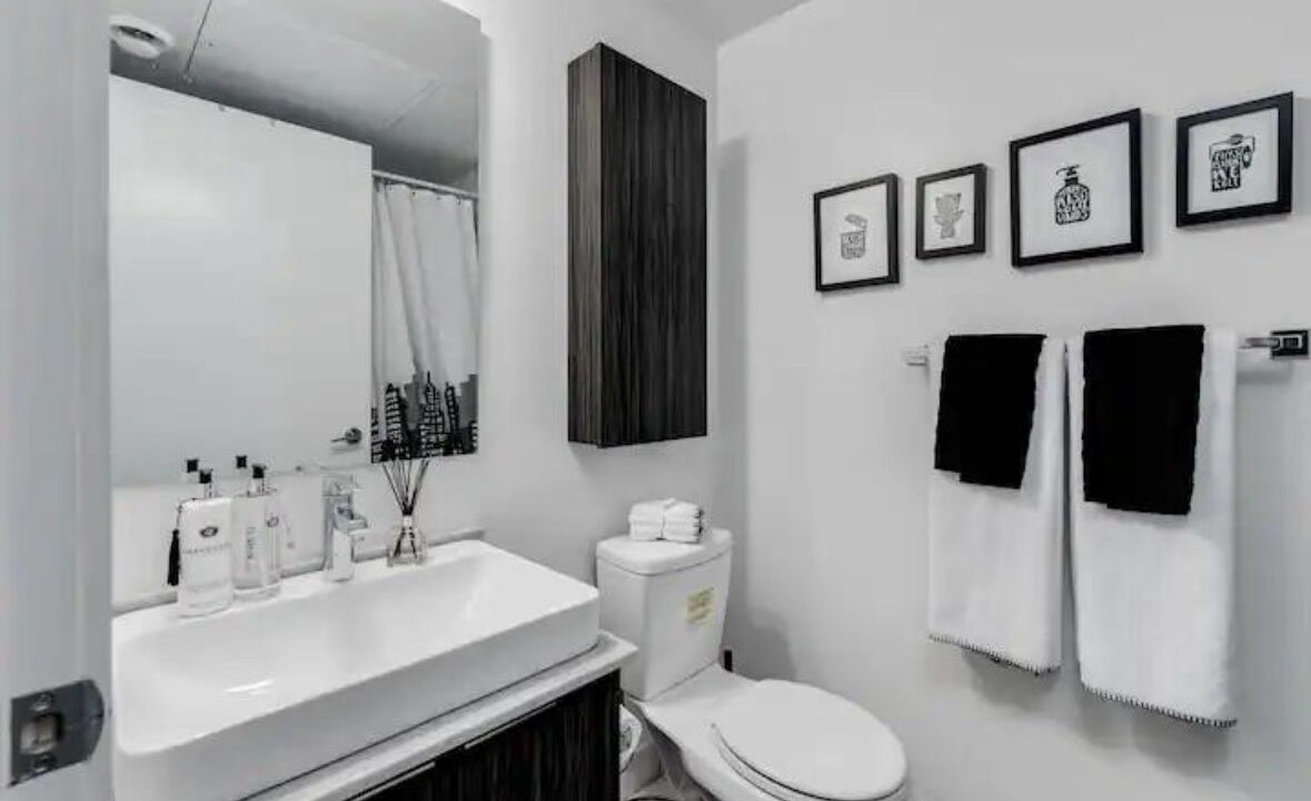 Photo of Bathroom in Toronto Entertainment District