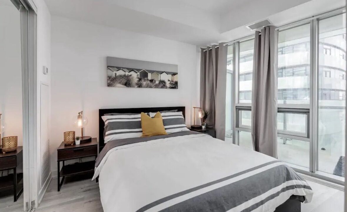 Photo of Bedroom in Toronto Entertainment District