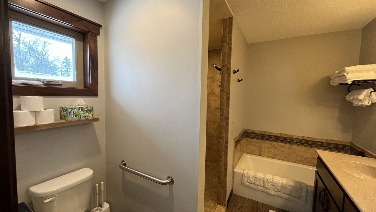 Photo of Bathroom in Isle