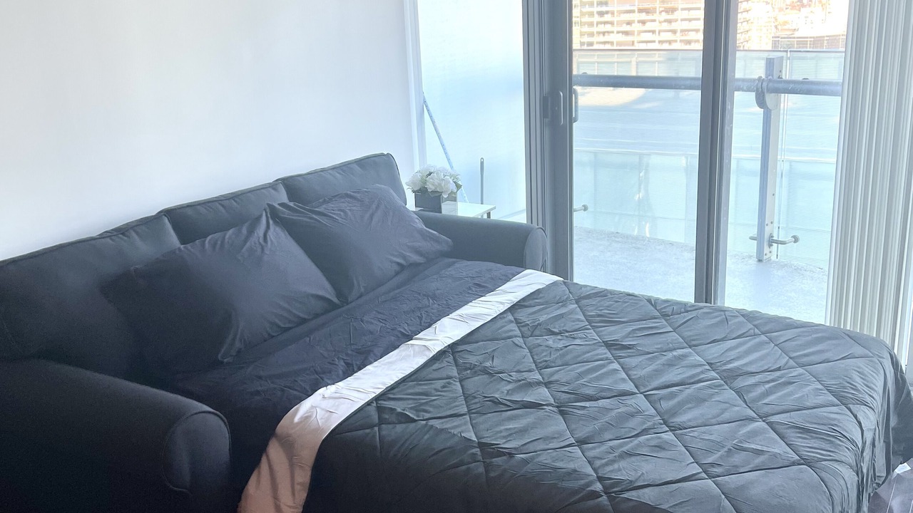 Photo of Bedroom in Toronto Entertainment District