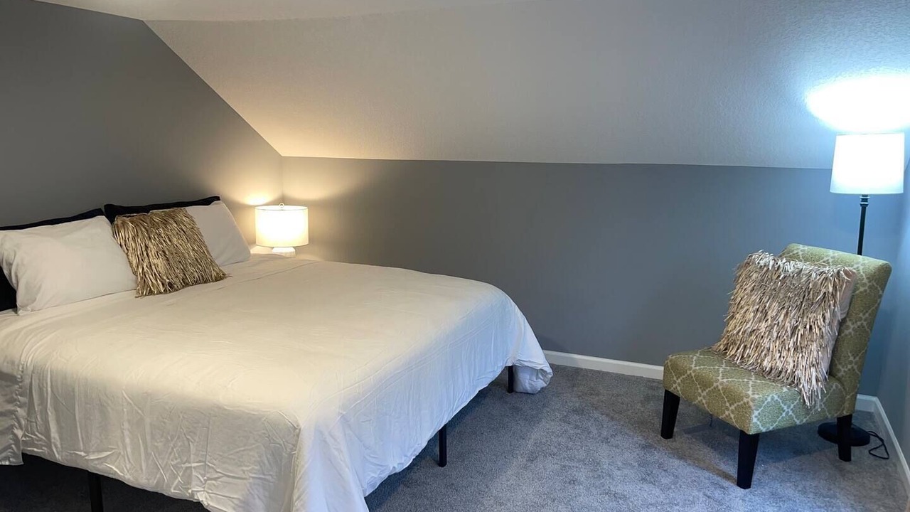 Photo of Bedroom in Anoka