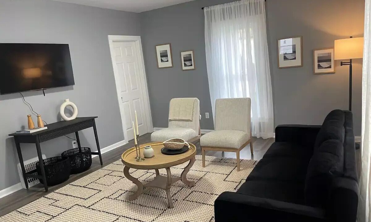Photo of Livingroom in Anoka