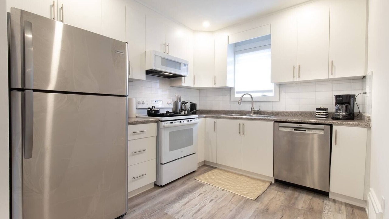 Photo of Kitchen in Clanton Park