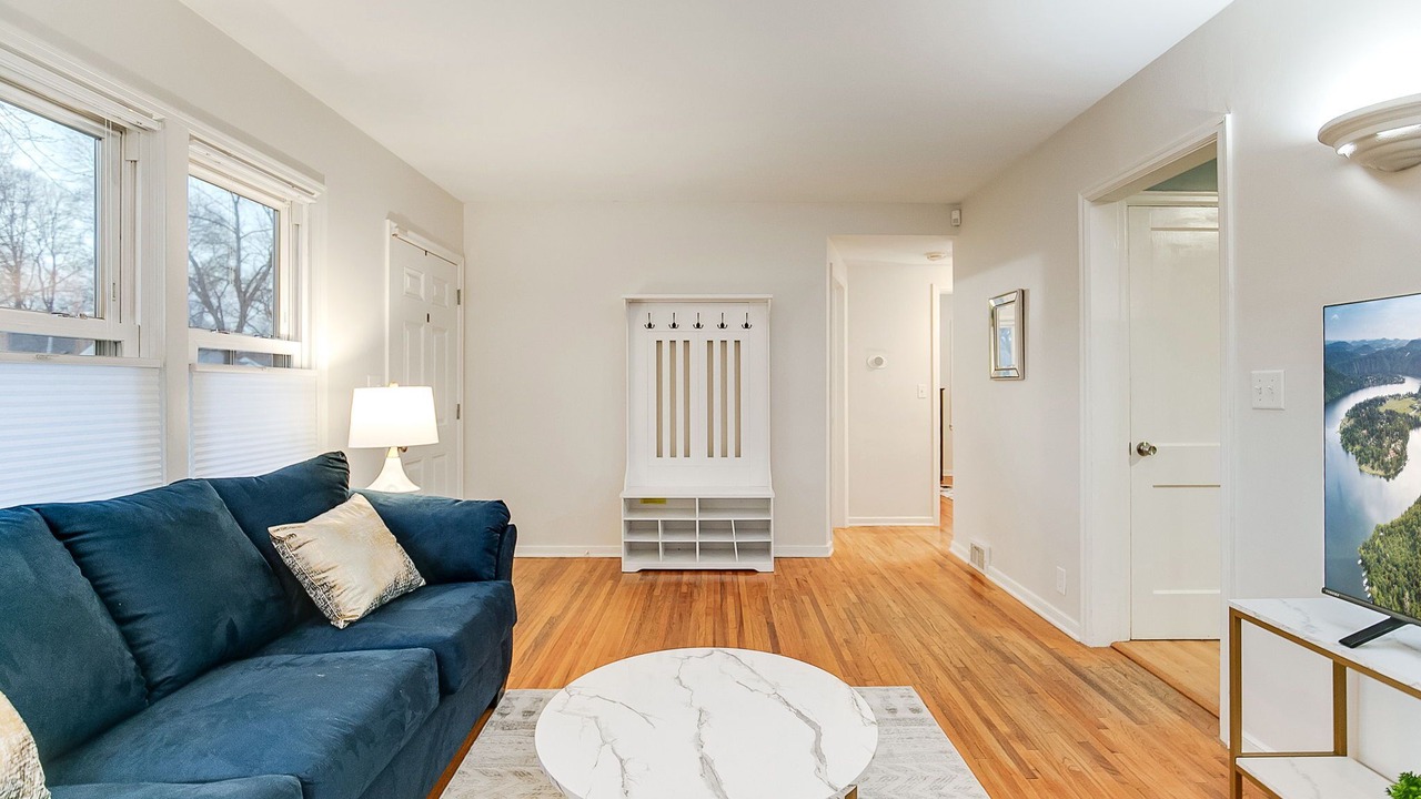 Photo of Livingroom in St. Louis Park