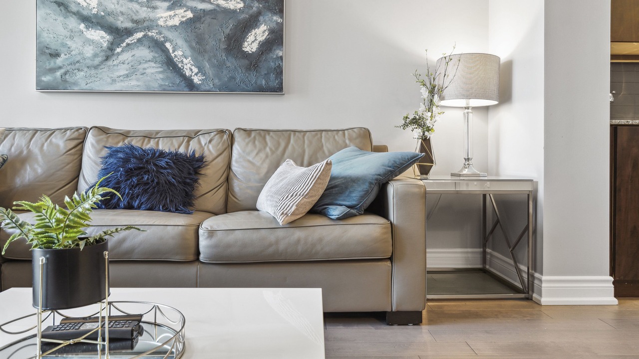 Photo of Livingroom in Toronto Entertainment District