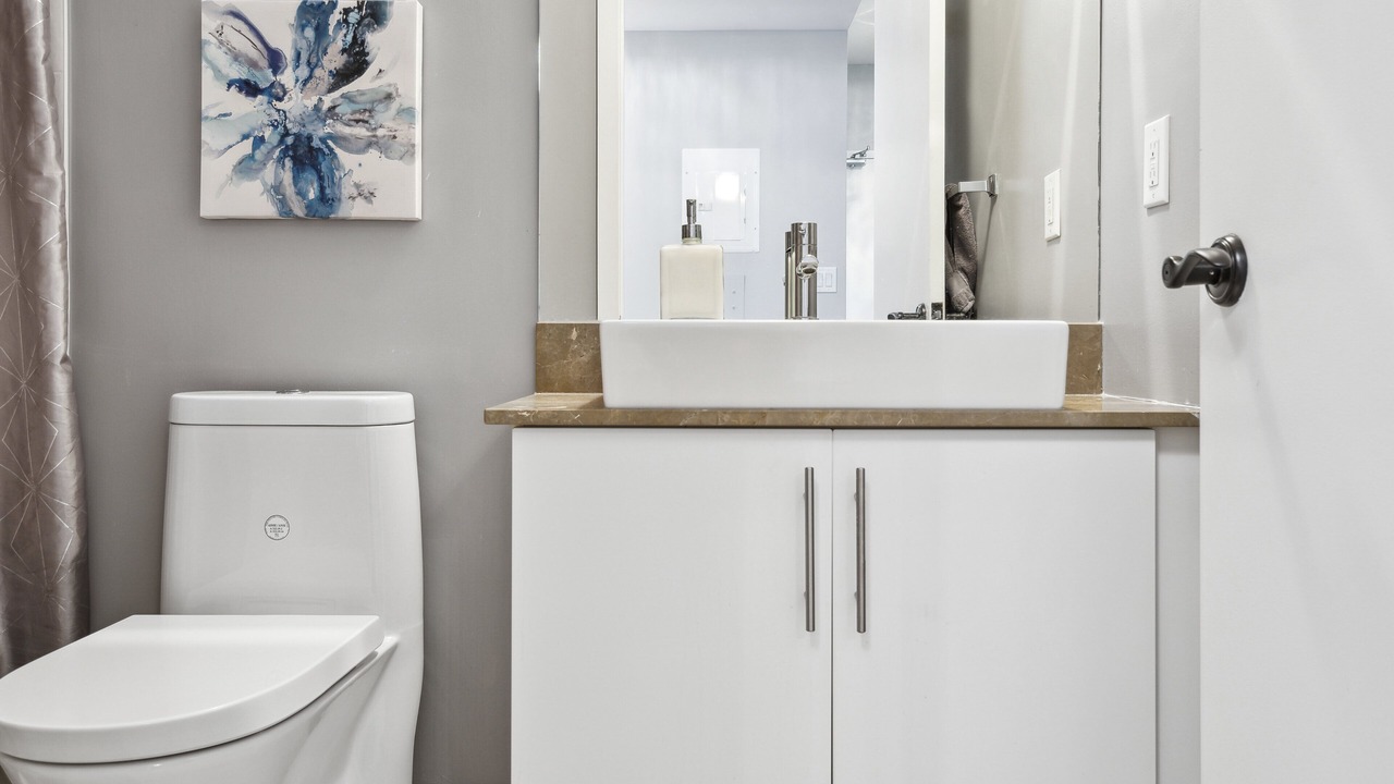 Photo of Bathroom in Toronto Entertainment District