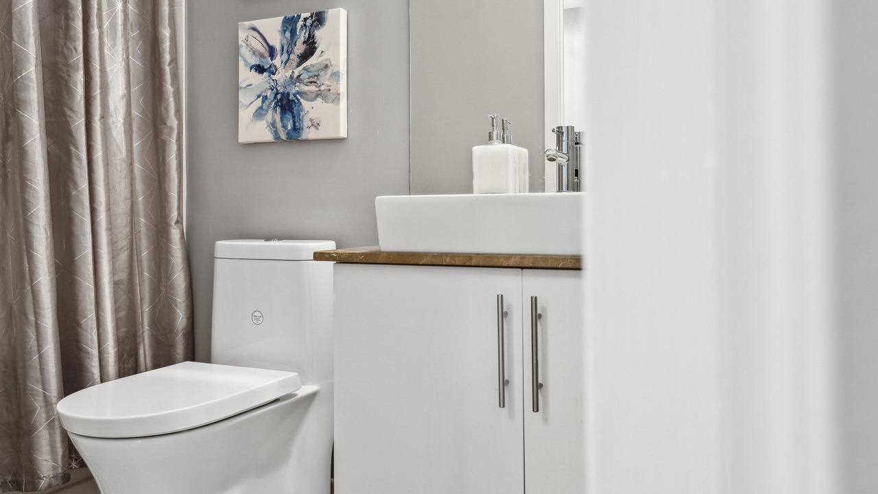 Photo of Bathroom in Toronto Entertainment District