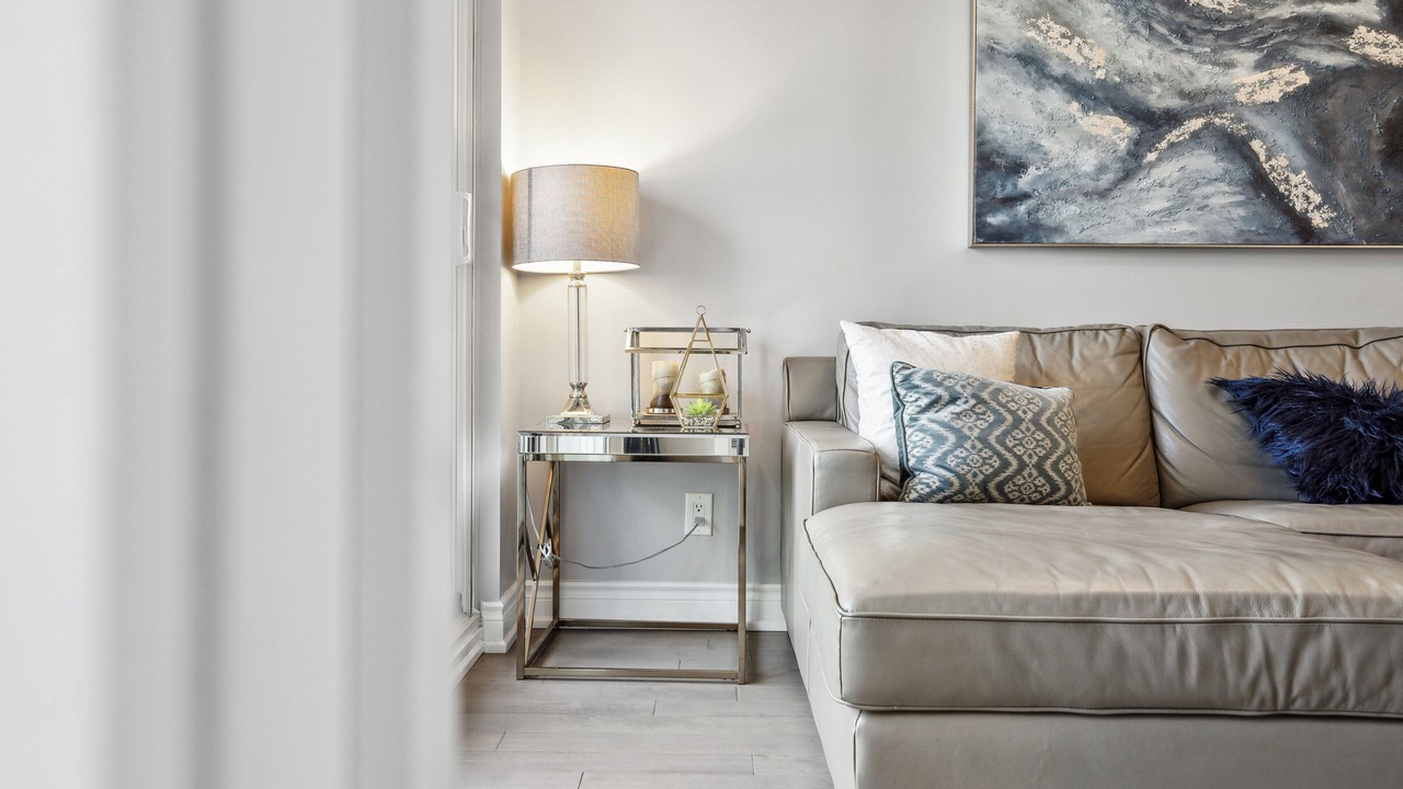 Photo of Livingroom in Toronto Entertainment District