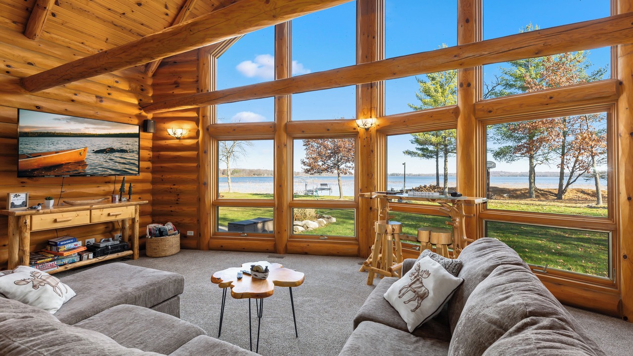 Photo of Livingroom in Aitkin