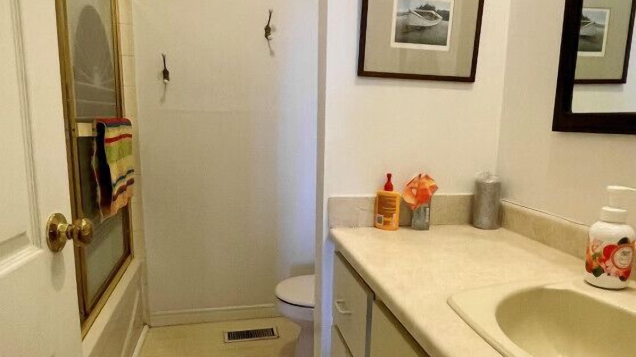 Photo of Bathroom in Selwyn
