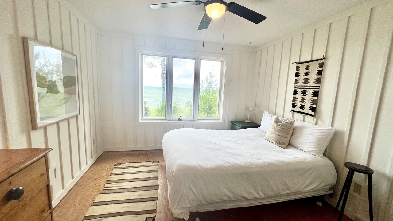Photo of Bedroom in Grand Bend