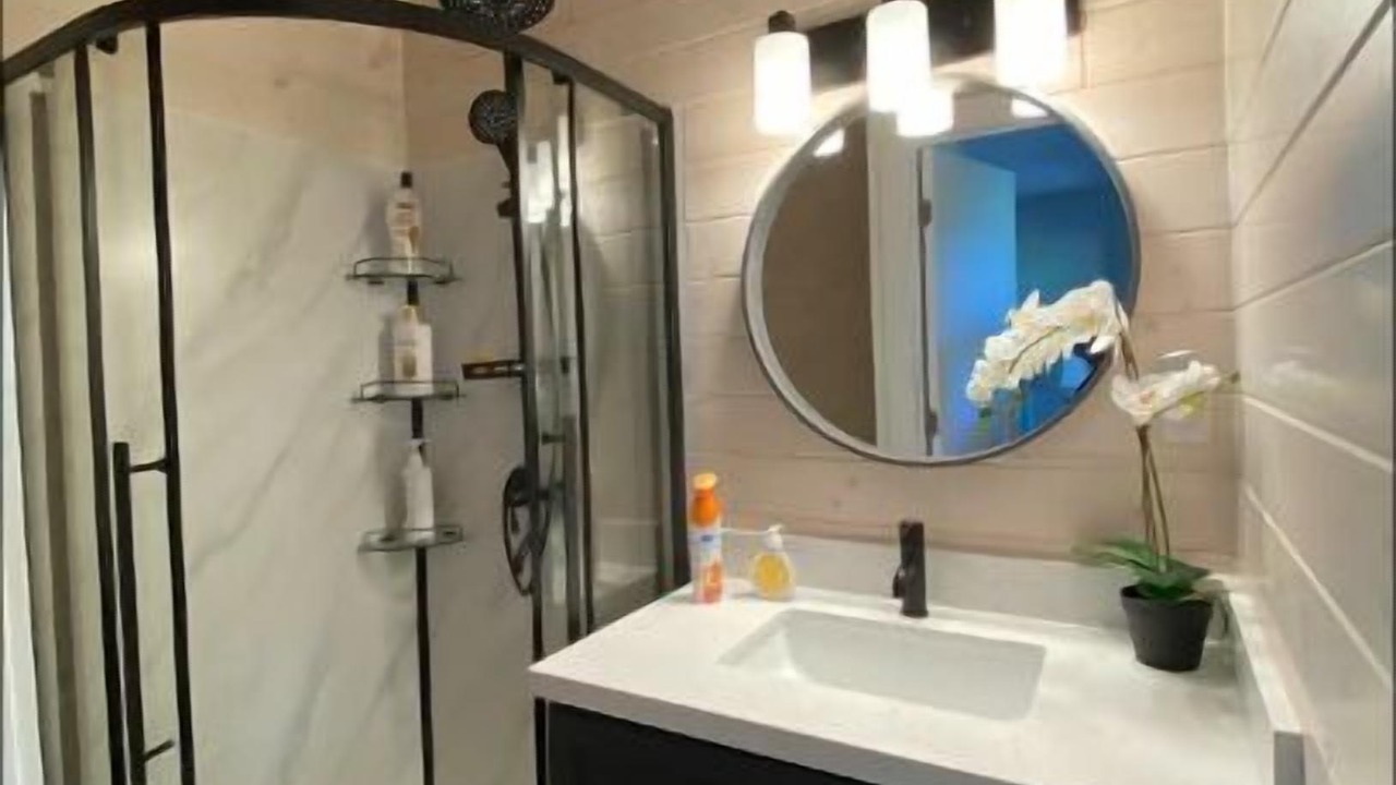 Photo of Bathroom in Kawartha Lakes
