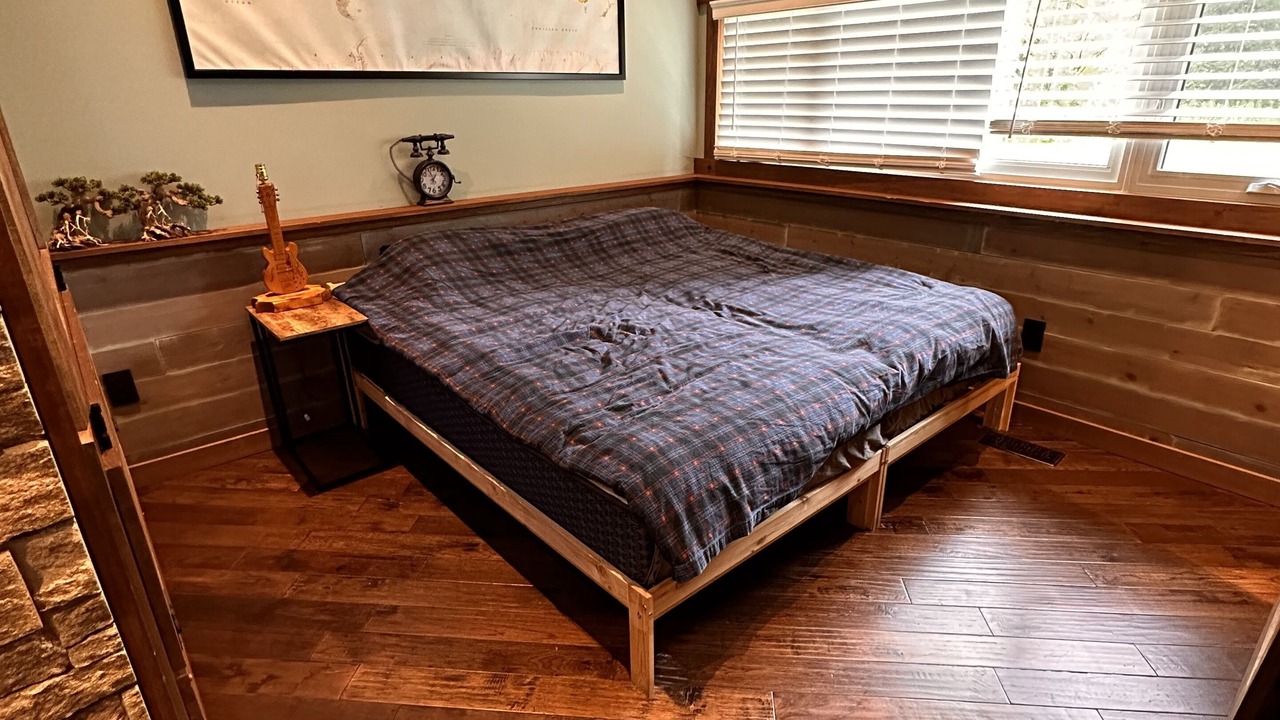 Photo of Bedroom in King