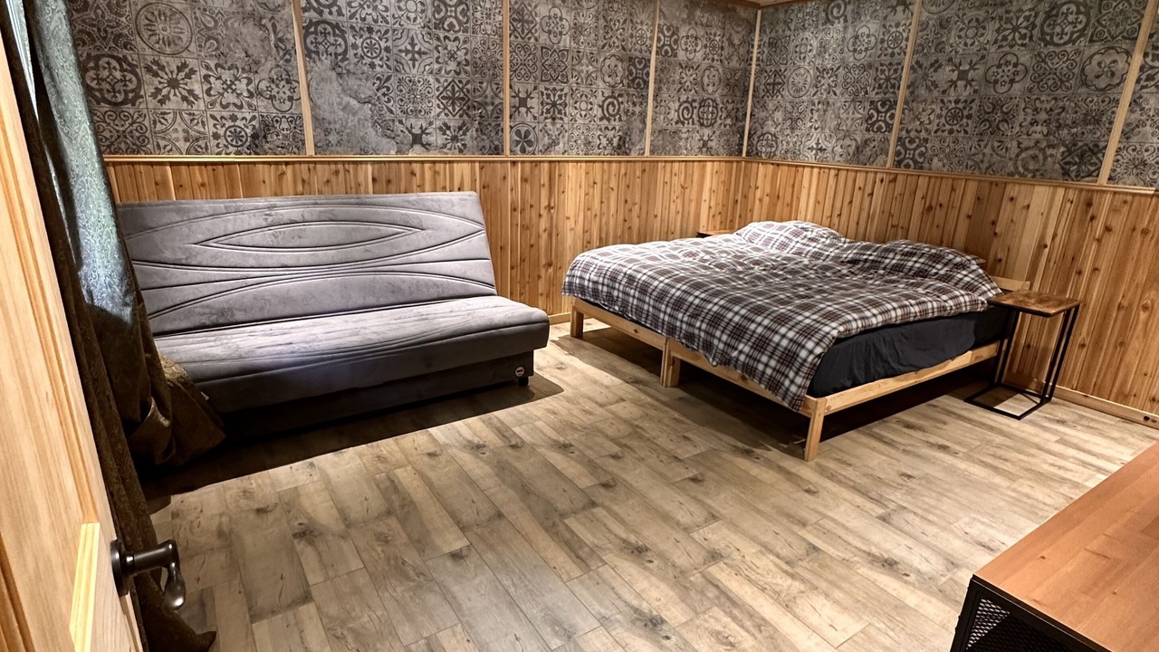 Photo of Bedroom in King