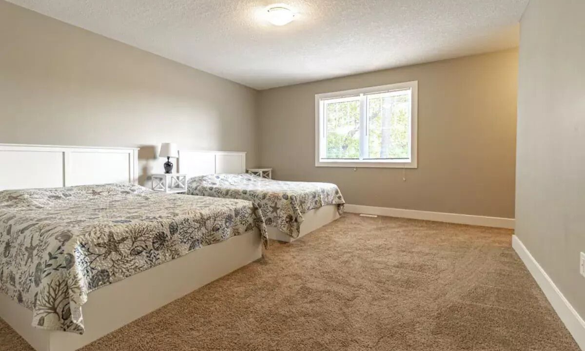 Photo of Bedroom in Grand Bend