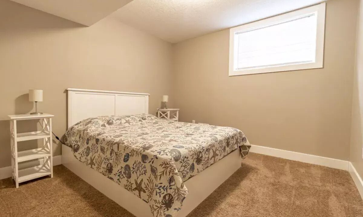 Photo of Bedroom in Grand Bend