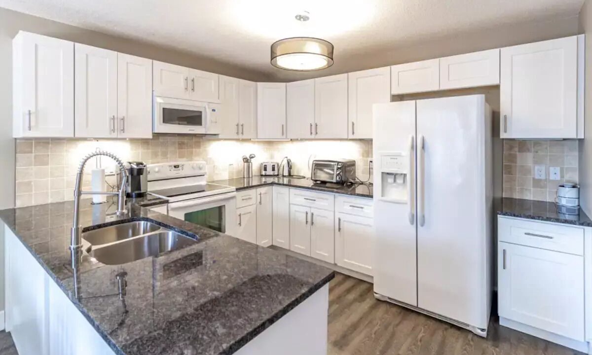 Photo of Kitchen in Grand Bend