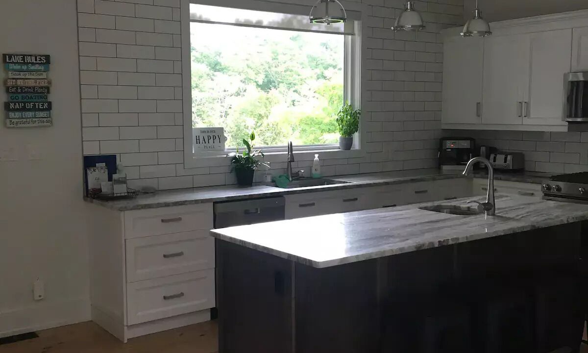 Photo of Kitchen in Grand Bend