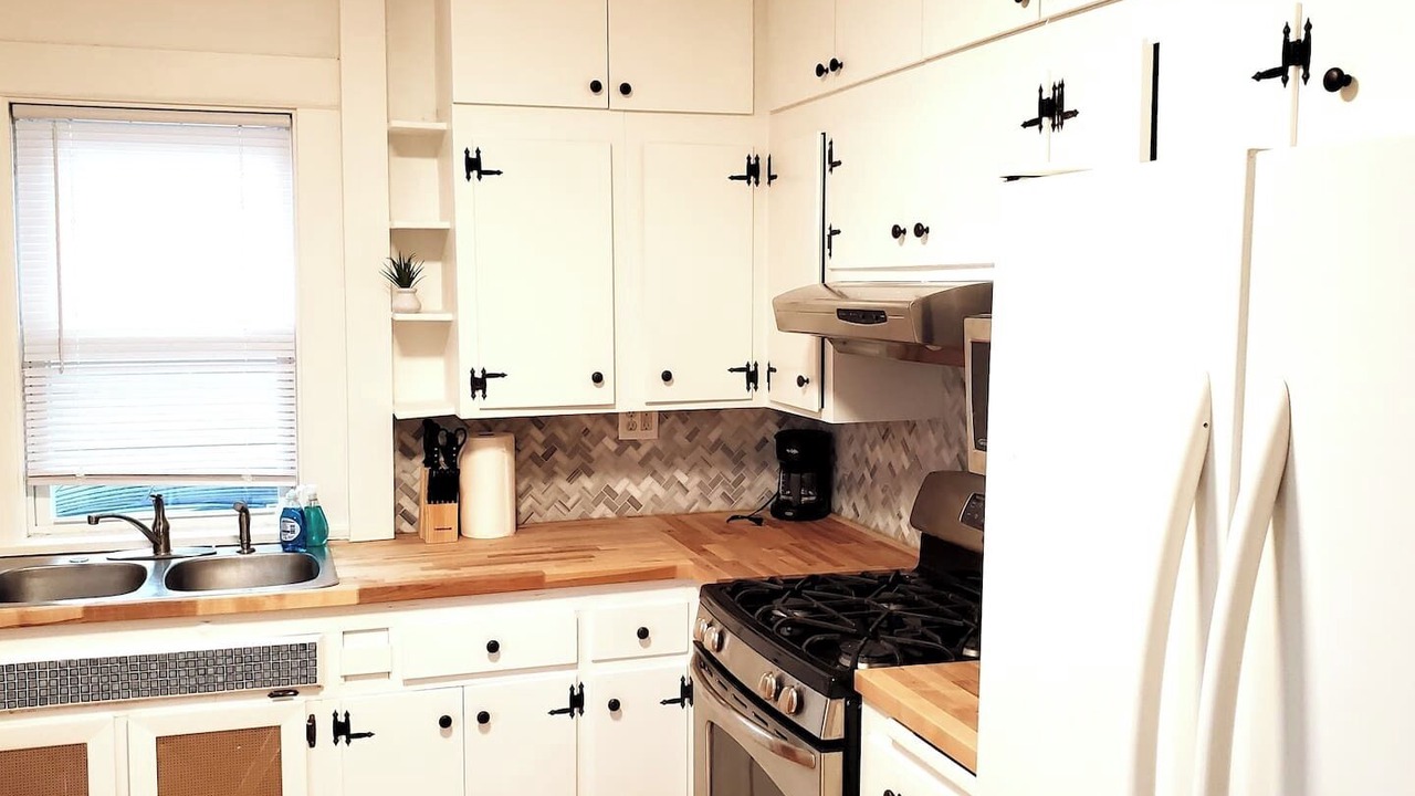 Photo of Kitchen in Midway