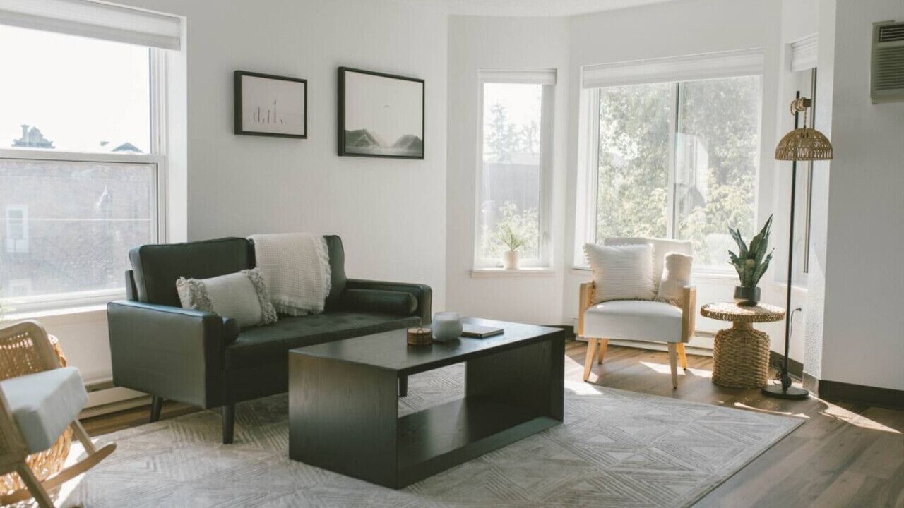 Photo of Livingroom in East Hillside