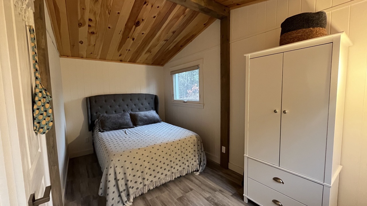 Photo of Bedroom in Central Frontenac