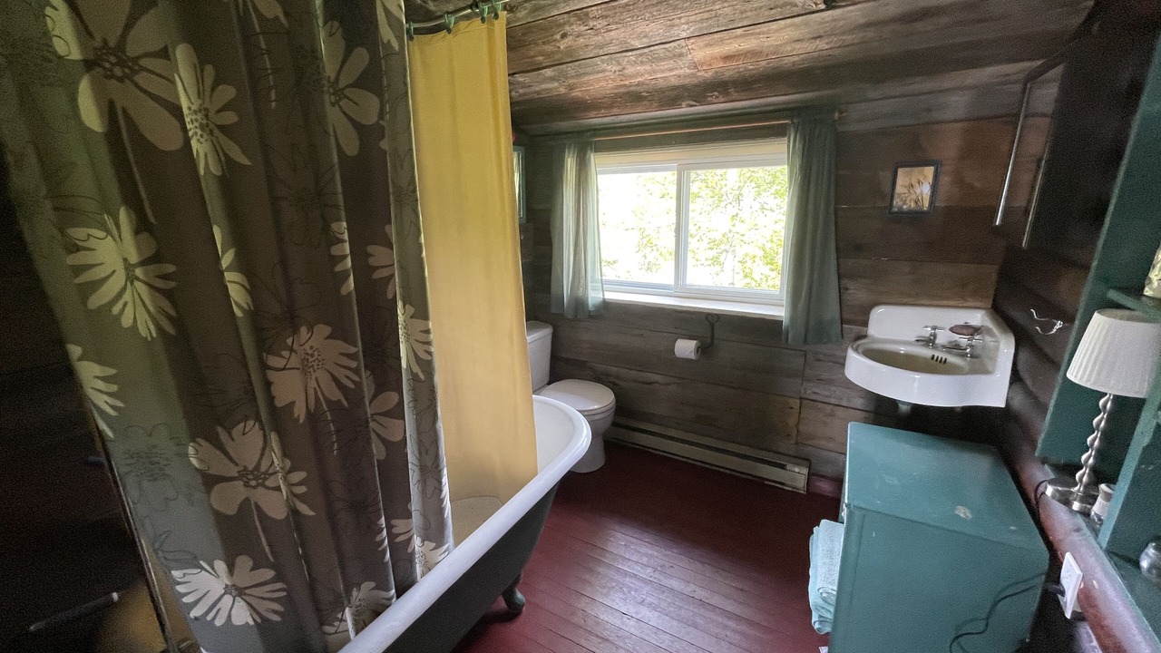 Photo of Bathroom in Irondale