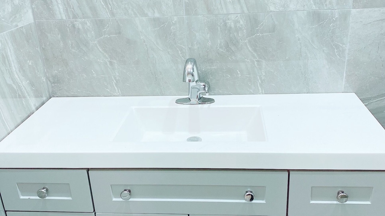 Photo of Bathroom in King