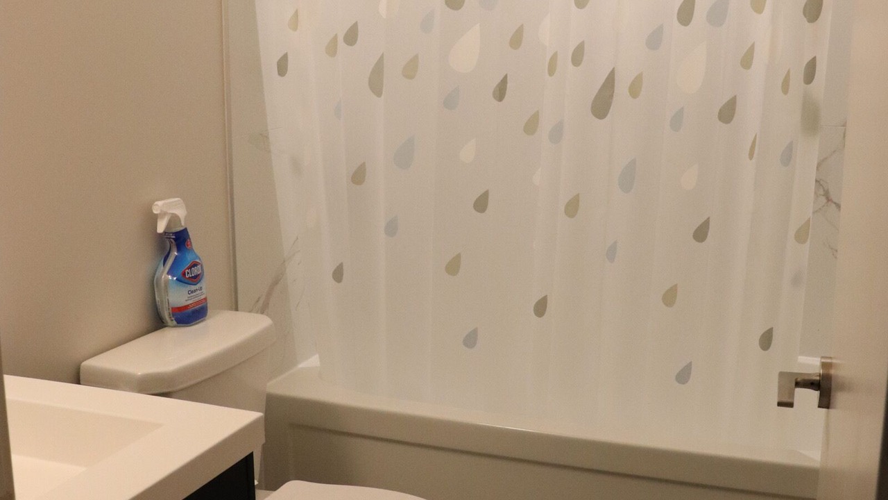 Photo of Bathroom in Birch Cliff Heights